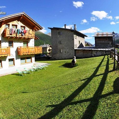 Alpen Royal By Livigno Accomodation Extérieur photo